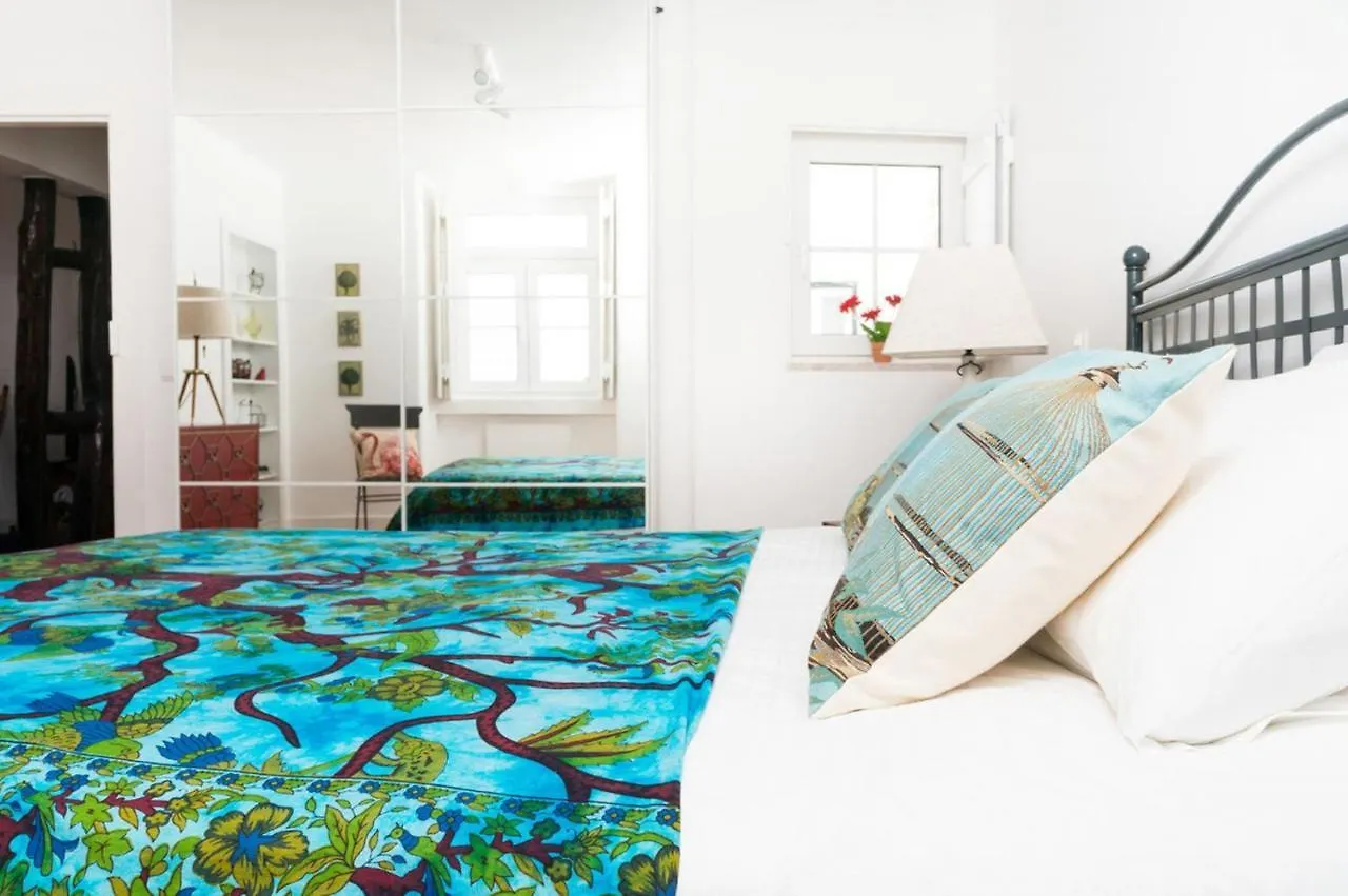 Stylish Lisbon Apartment In Alfama